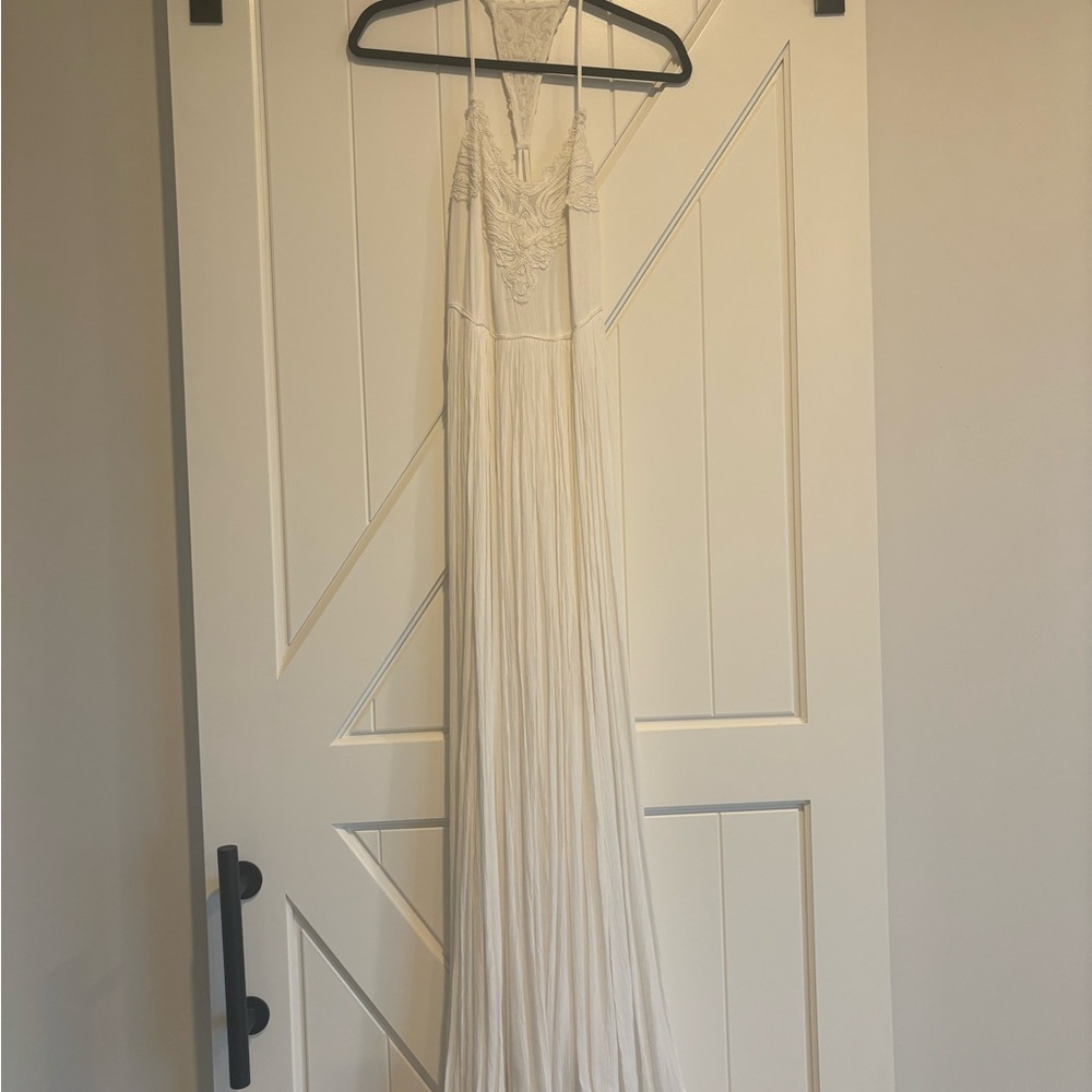 Kimchi Blue Ivory Sleeveless Dress